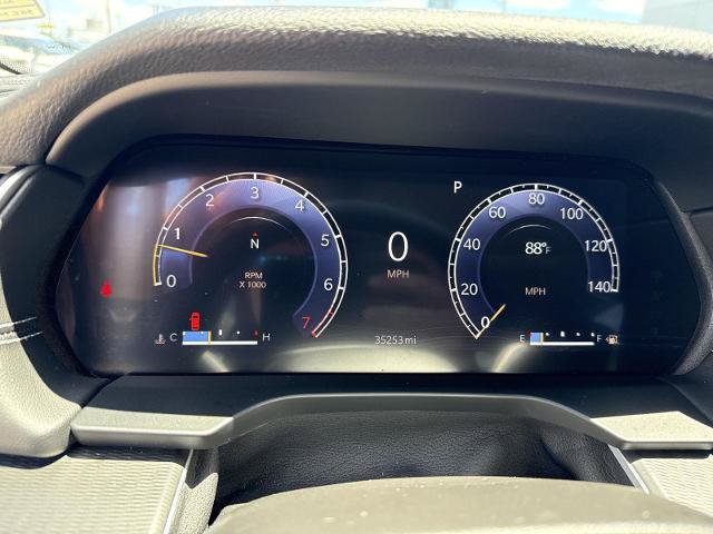 Used 2024 Jeep Grand Cherokee Laredo X RWD image 12