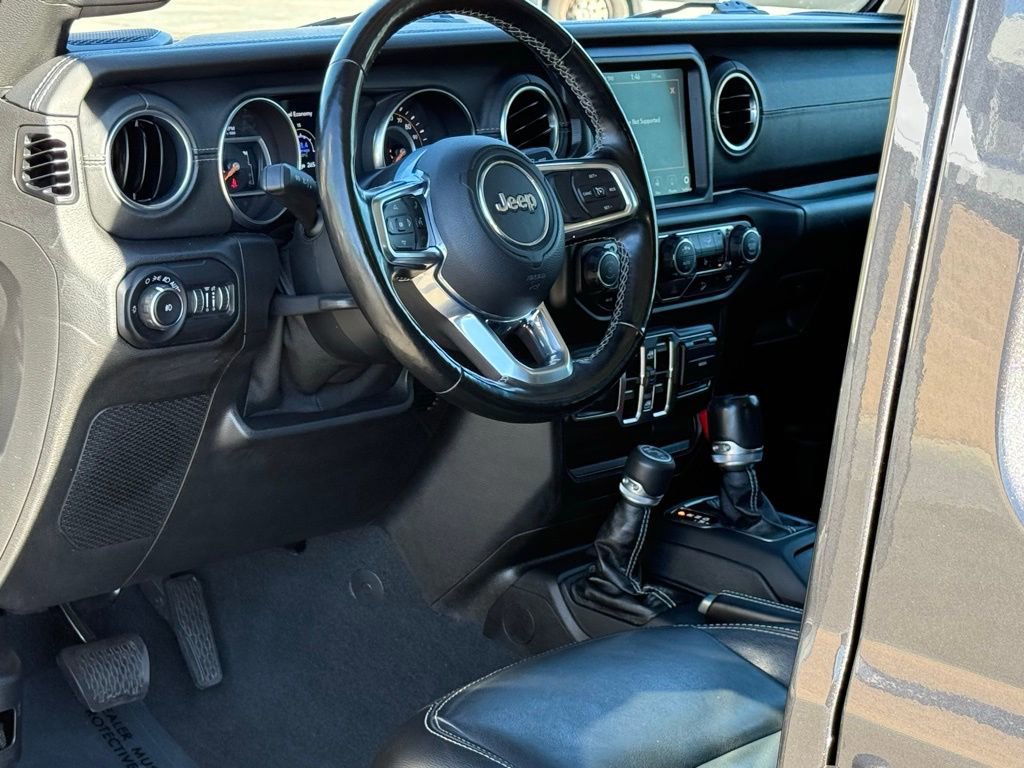Used 2020 Jeep Wrangler Unlimited Sahara image 7