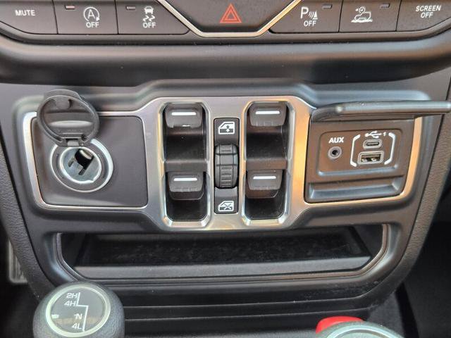 Used 2021 Jeep Wrangler Unlimited Sport AWD/4WD image 27