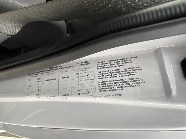 Certified 2022 Ford E-350 and Econoline 350 Super Duty image 30