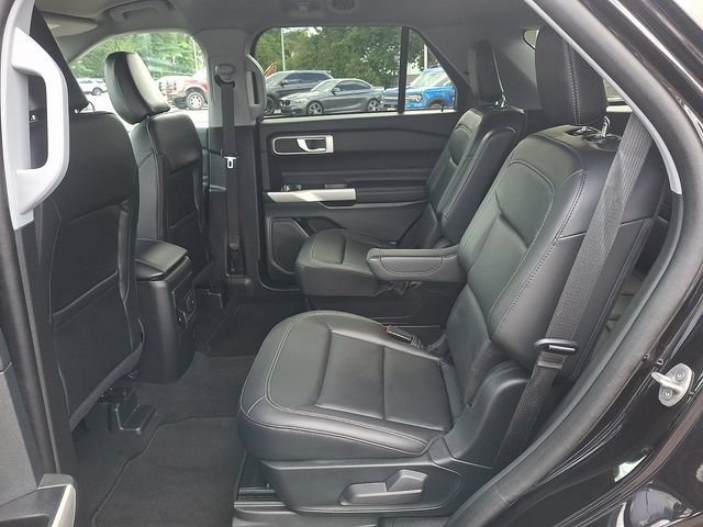 Certified 2023 Ford Explorer XLT w/ Equipment Group 202A AWD/4WD image 10