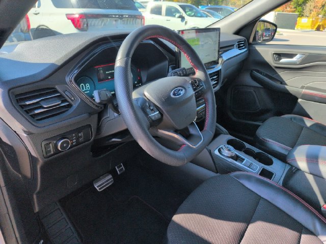 Certified 2023 Ford Escape ST-Line Select AWD/4WD image 28