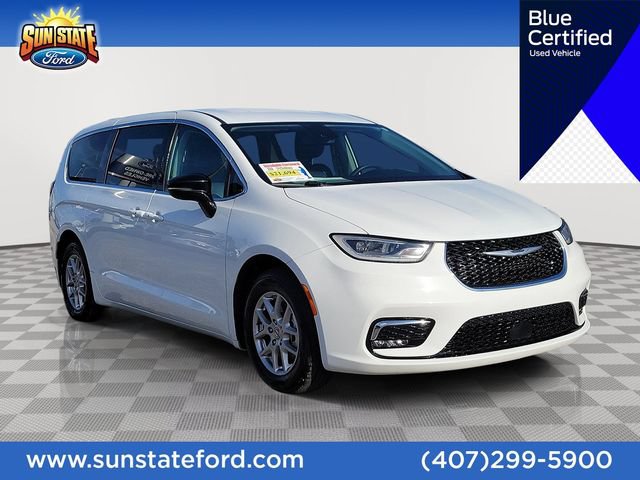 Used 2024 Chrysler Pacifica Touring-L