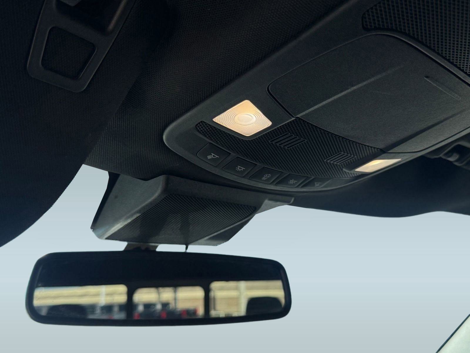 Certified 2022 Ford F350 Lariat w/ Lariat Ultimate Package image 17