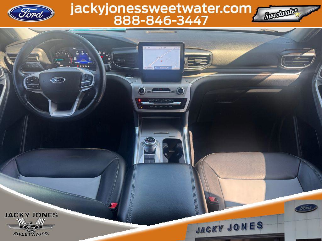 Certified 2022 Ford Explorer XLT w/ Equipment Group 202A image 14