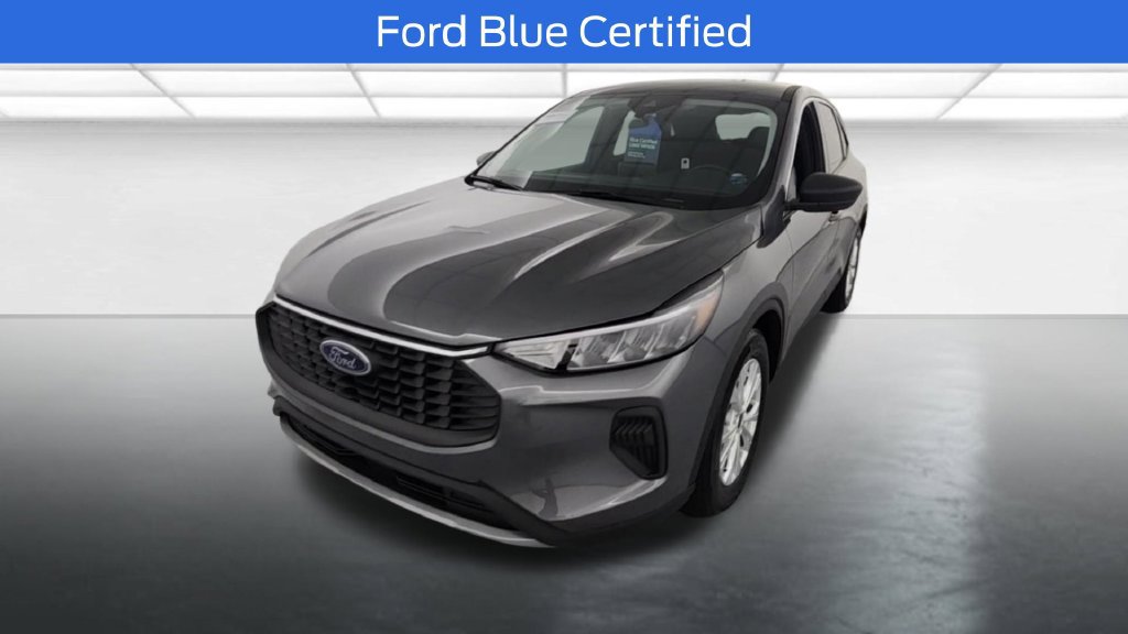 Certified 2023 Ford Escape Active w/ Cold Weather Package FWD image 2