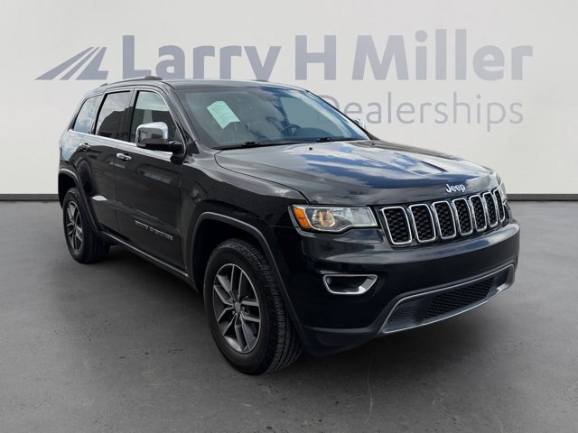 Used 2018 Jeep Grand Cherokee Limited w/ Trailer Tow Group IV AWD/4WD image 6