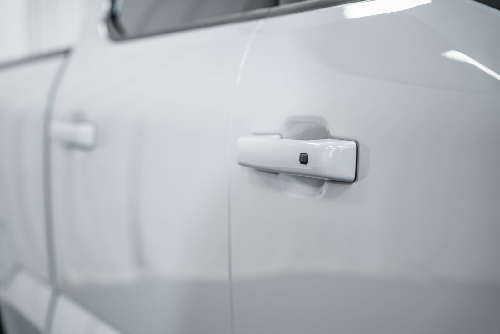 Certified 2023 Ford F150 Lariat w/ Equipment Group 502A High AWD/4WD image 18