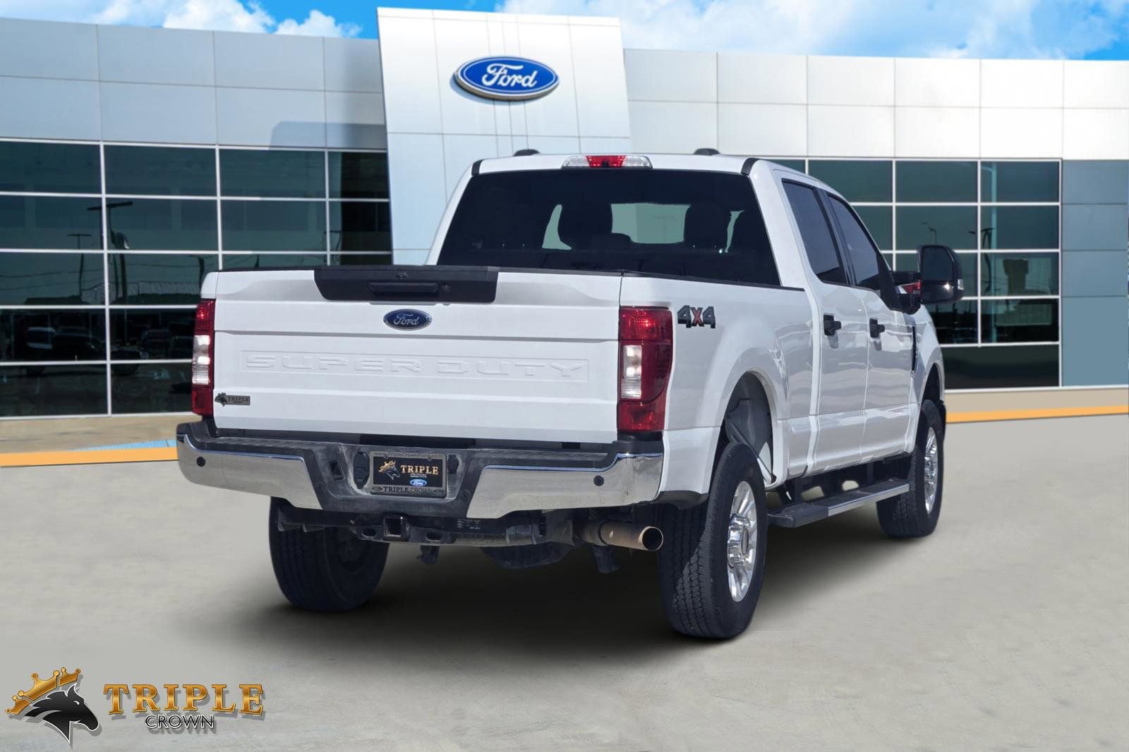 Certified 2022 Ford F250 XLT w/ XLT Value Package image 5