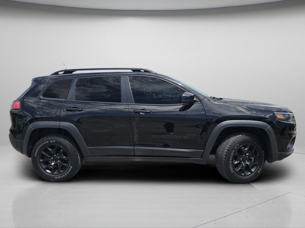 Used 2022 Jeep Cherokee Latitude w/ Trailer Tow Group AWD/4WD image 22