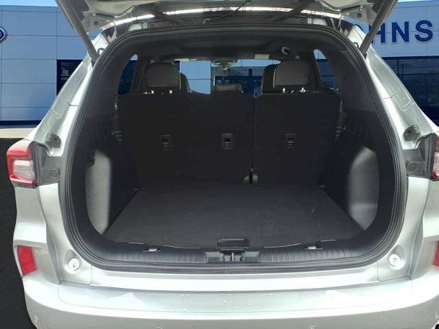 Certified 2023 Ford Escape ST-Line w/ Tech Pack #1 AWD/4WD image 14