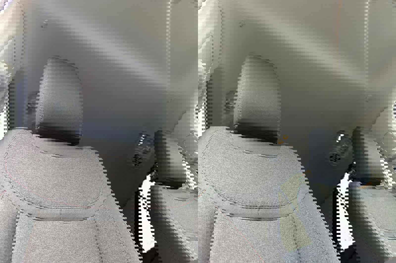 Certified 2025 Ford Explorer Active image 18