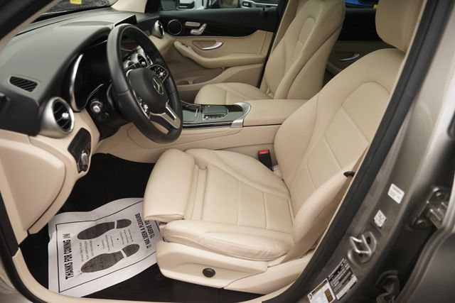 Used 2022 Mercedes-Benz GLC 300 image 9