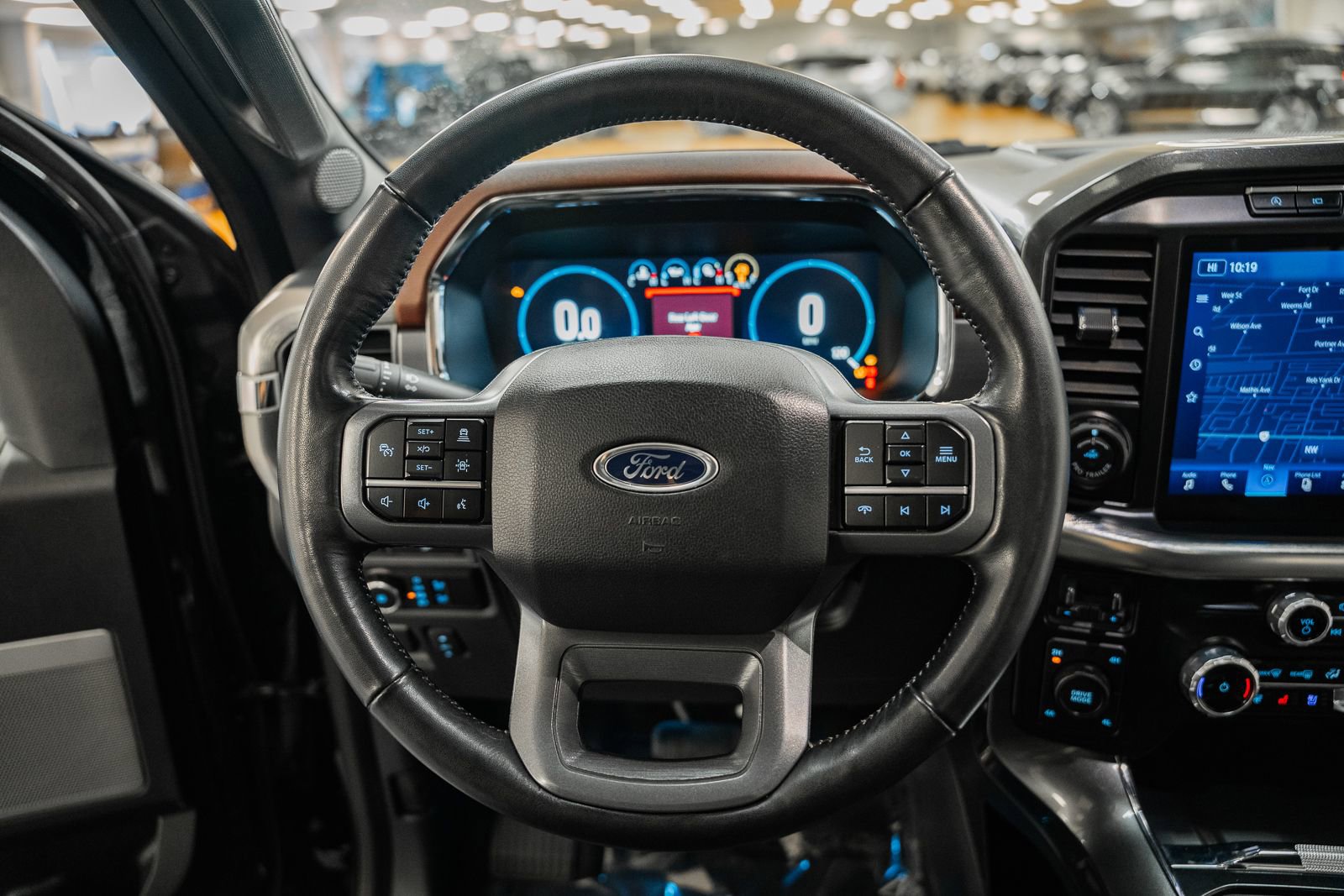 Certified 2023 Ford F150 Lariat w/ Equipment Group 502A High image 38