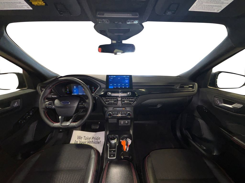 Certified 2025 Ford Escape ST-Line image 12