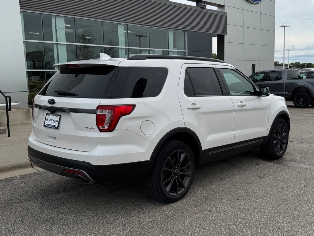 Certified 2017 Ford Explorer XLT w/ Equipment Group 202A AWD/4WD image 43