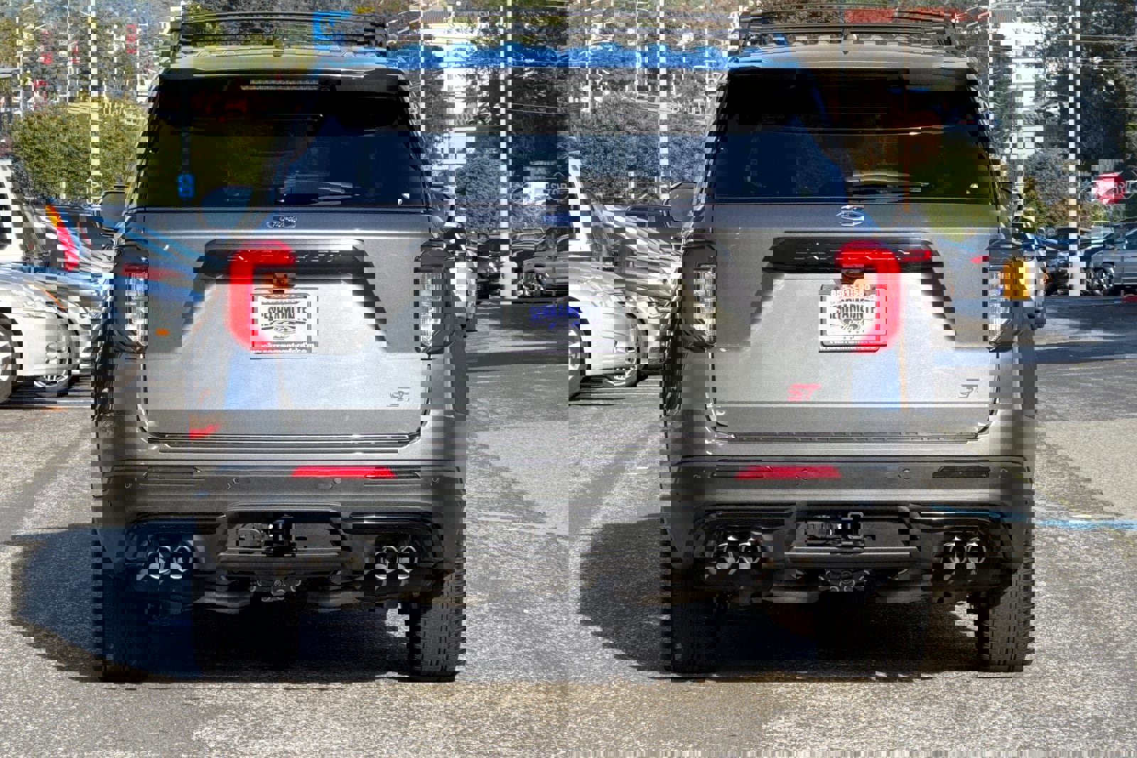 Certified 2022 Ford Explorer ST w/ Equipment Group 401A image 5