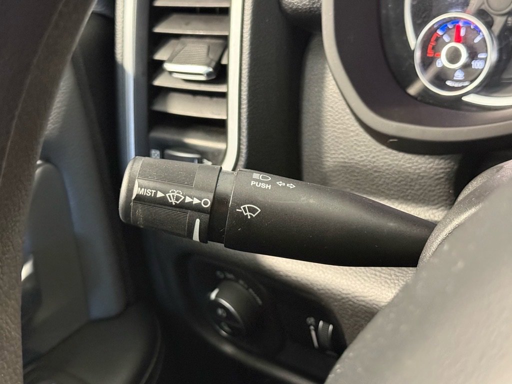 Used 2022 RAM 2500 Big Horn w/ Cold Weather Group image 24