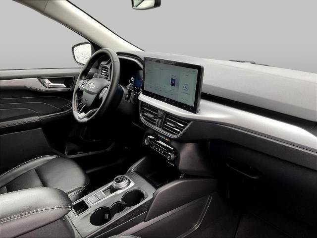 Certified 2025 Ford Escape Platinum AWD/4WD image 28