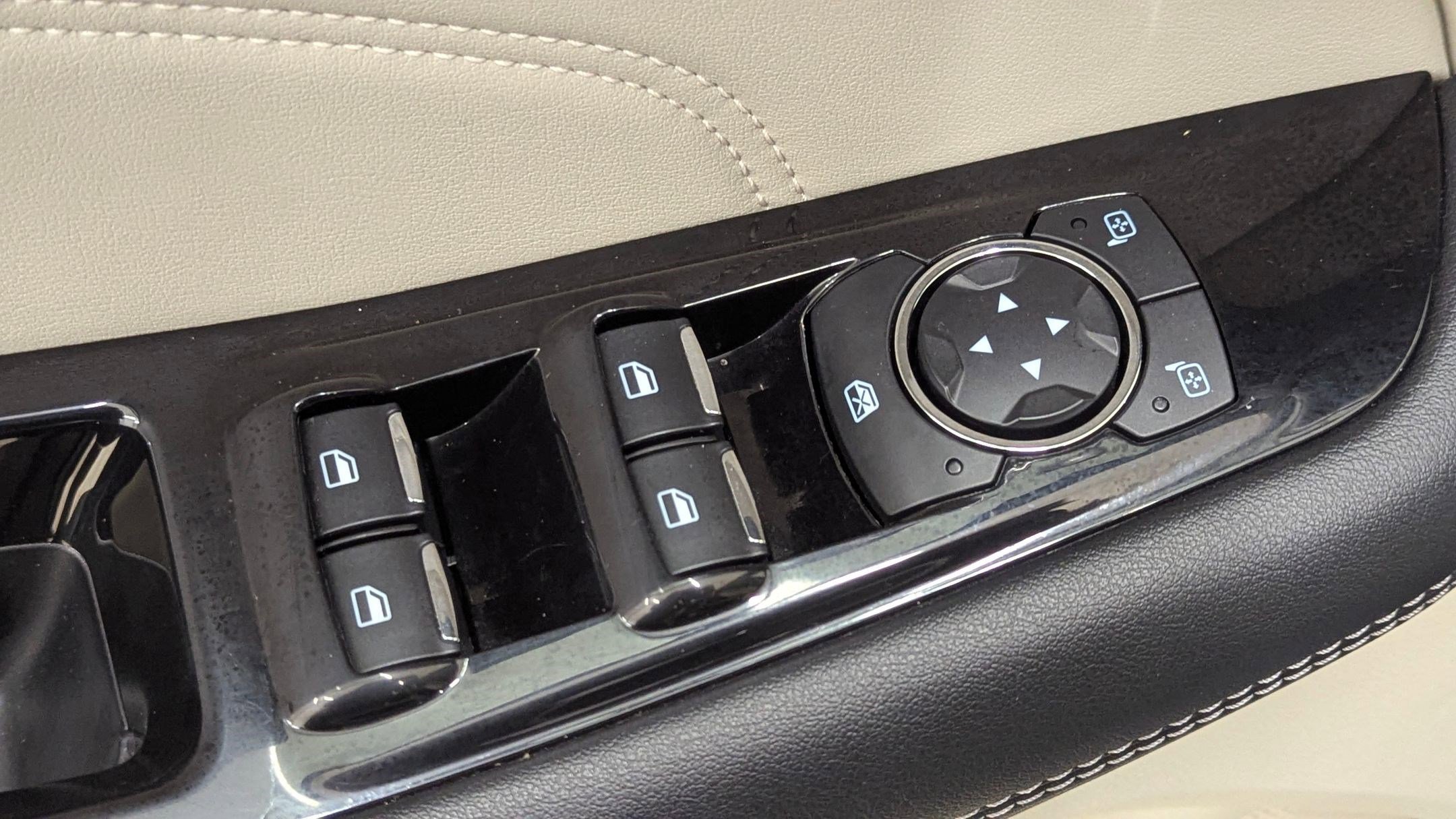 Certified 2019 Ford Edge Titanium image 23