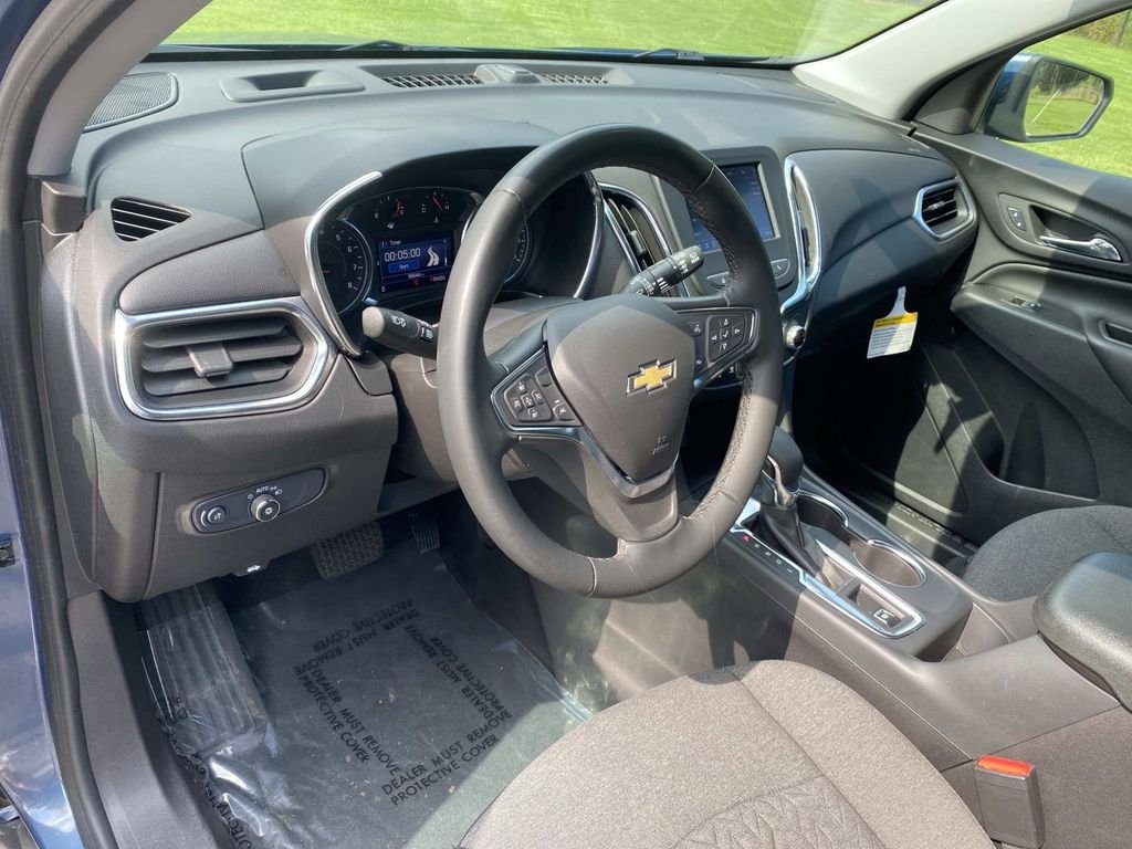 Used 2024 Chevrolet Equinox LT AWD/4WD image 22