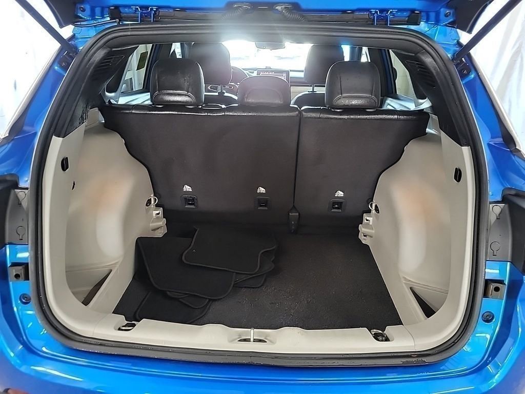 Used 2023 Jeep Compass Latitude AWD/4WD image 6