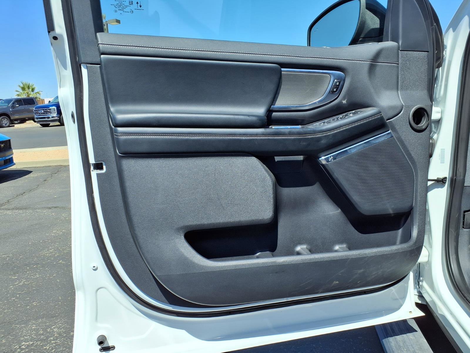 Certified 2025 Ford Expedition Max Platinum AWD/4WD image 22