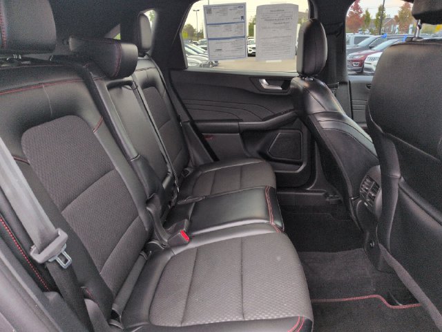 Certified 2023 Ford Escape ST-Line Select w/ Tech Pack #2 AWD/4WD image 17
