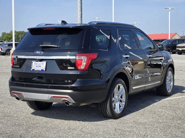 Certified 2017 Ford Explorer Limited w/ Class II Trailer Tow Package AWD/4WD image 7
