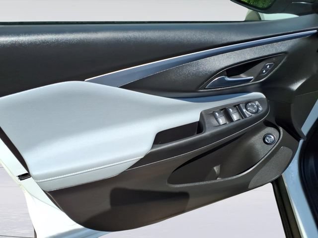 Used 2024 Buick Envista Preferred w/ Convenience I Package FWD image 11