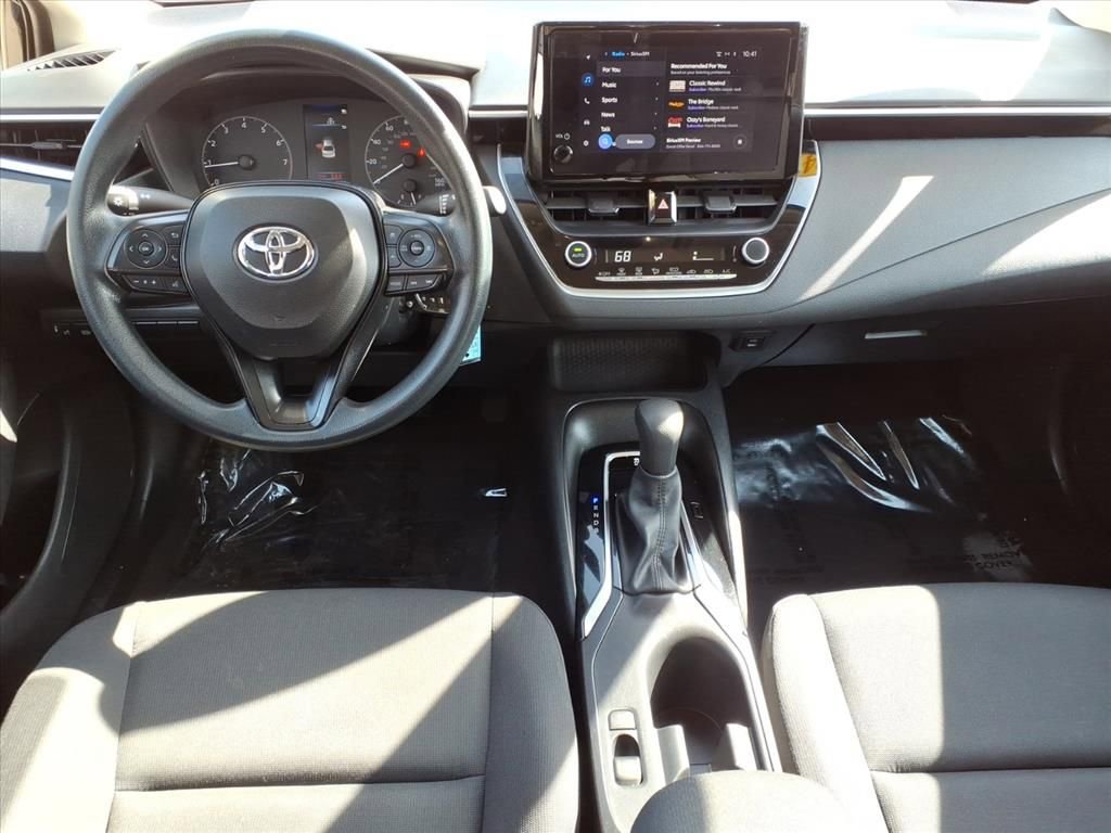 Used 2024 Toyota Corolla LE FWD image 14