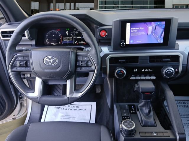 Used 2025 Toyota Tacoma TRD Off-Road image 10