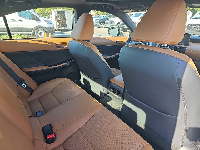 Used 2024 Lexus IS 300 w/ Comfort Package RWD image 12