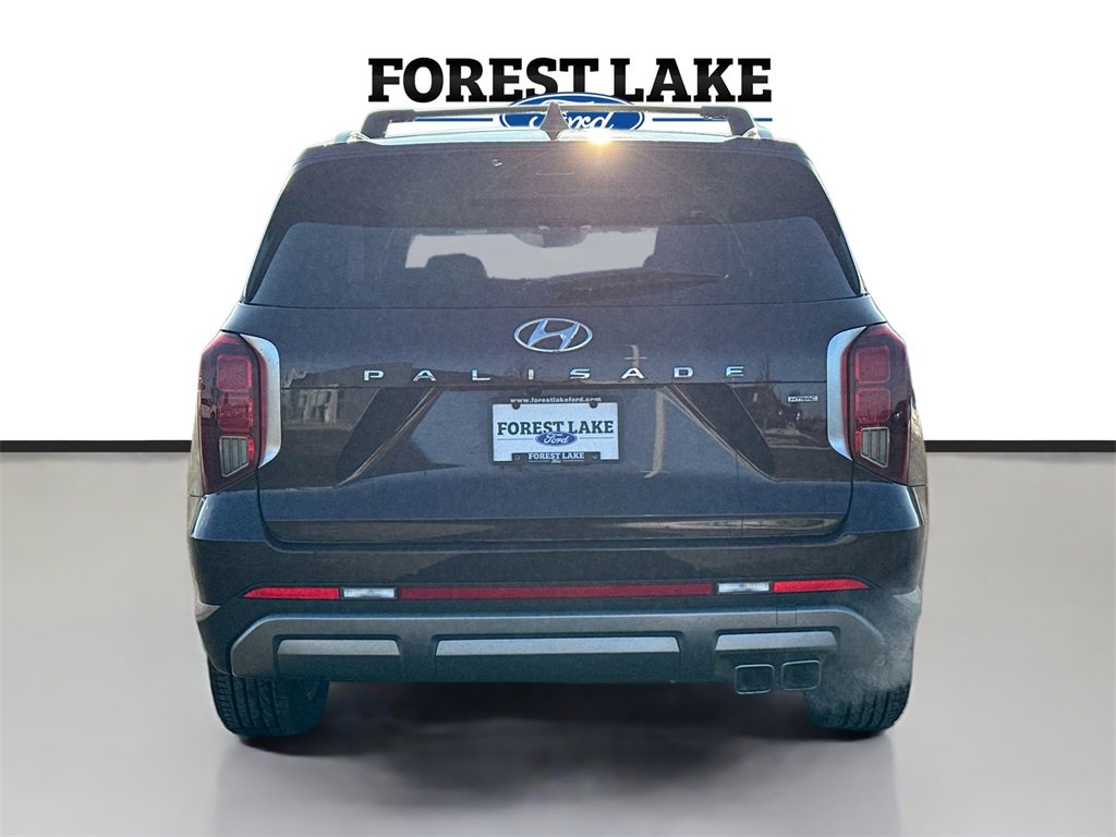 Used 2023 Hyundai Palisade Limited image 6