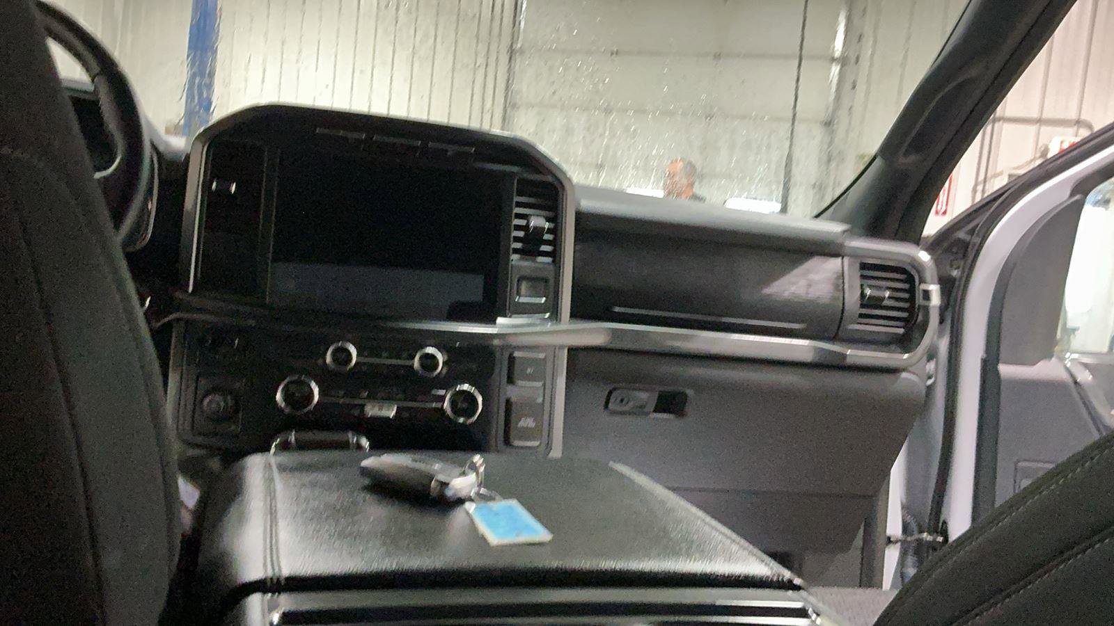 Certified 2022 Ford F150 XLT w/ Equipment Group 302A High image 19