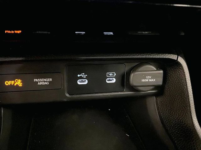 Used 2025 Honda Civic Sport image 31