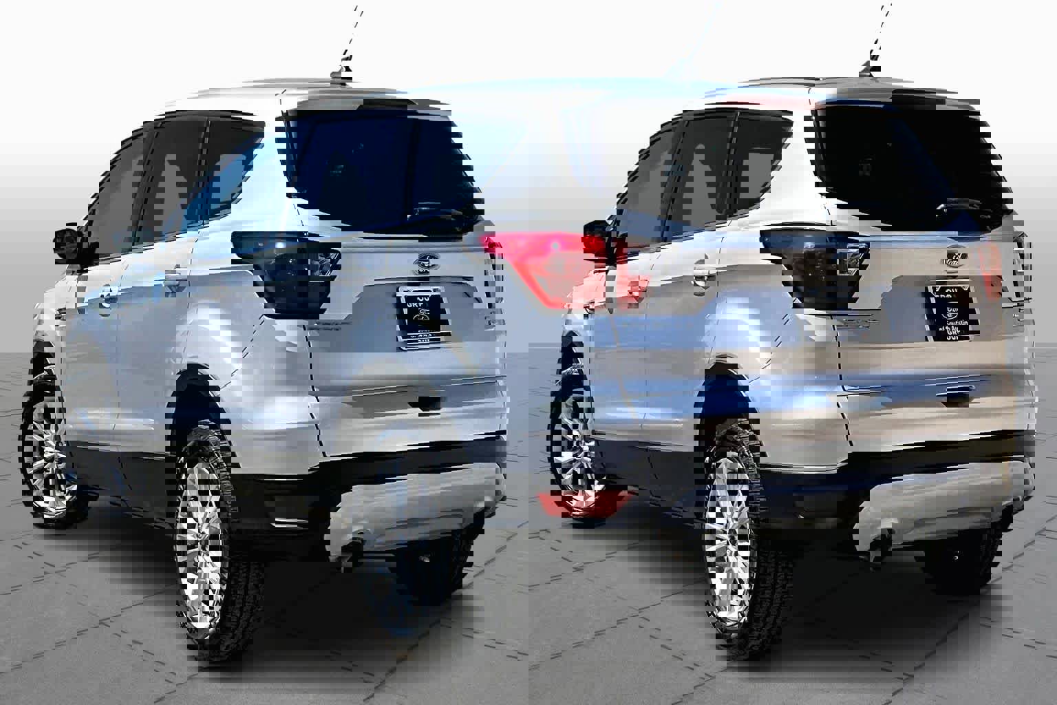 Certified 2019 Ford Escape SE image 4