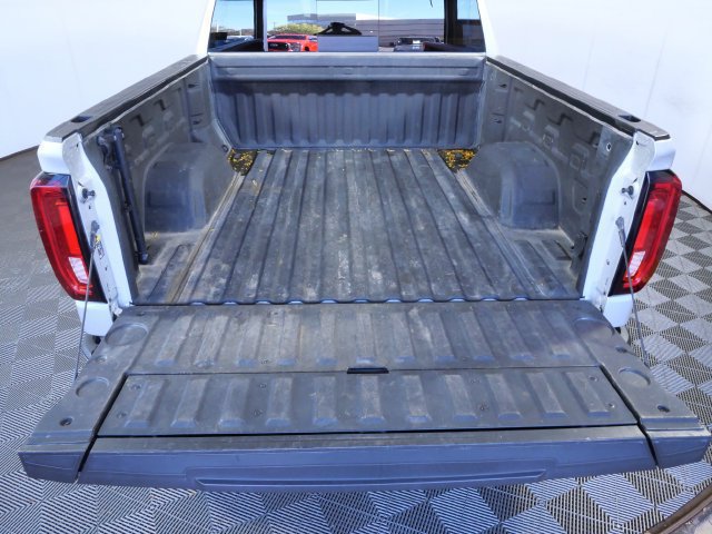 Used 2019 GMC Sierra 1500 SLT w/ SLT Premium Package AWD/4WD image 9