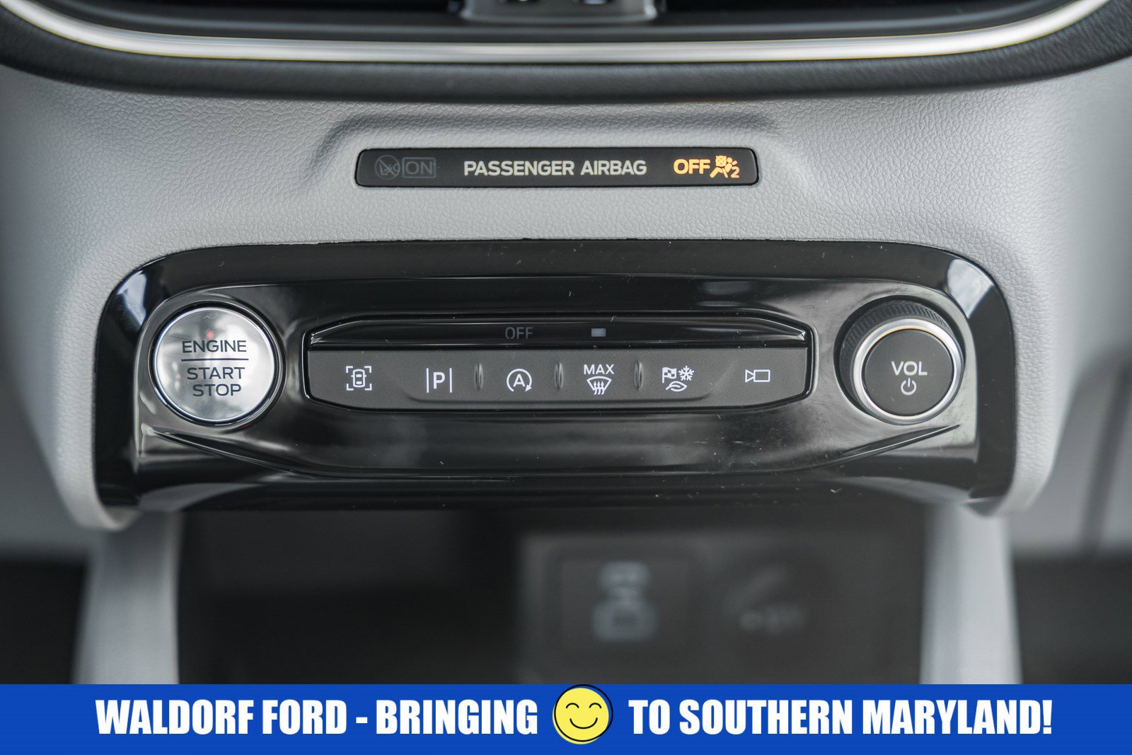 Certified 2023 Ford Escape Platinum image 28