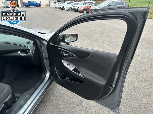 Used 2023 Chevrolet Malibu LS image 13