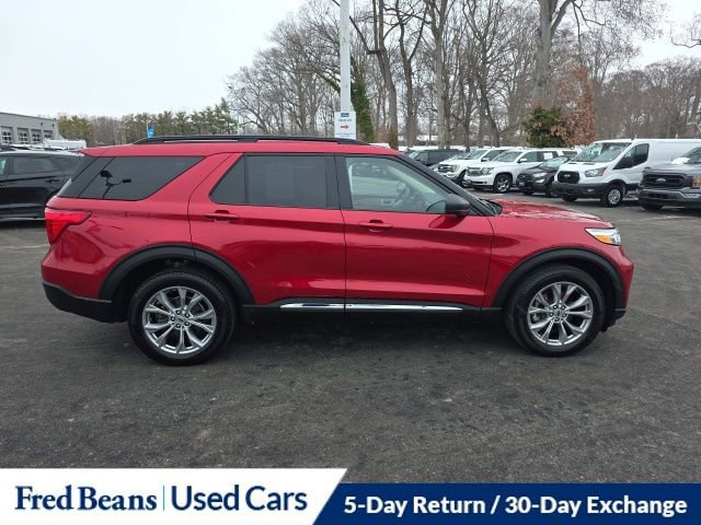 Certified 2023 Ford Explorer XLT w/ Equipment Group 202A image 6