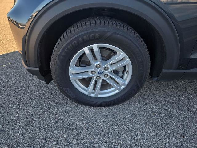 Certified 2022 Ford Explorer XLT w/ Equipment Group 202A image 28