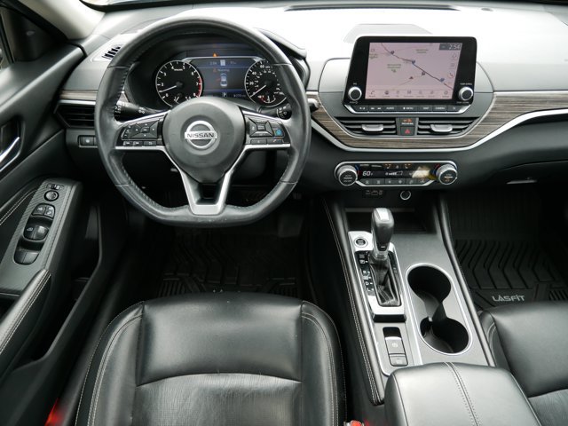 Used 2019 Nissan Altima 2.5 SL FWD image 13