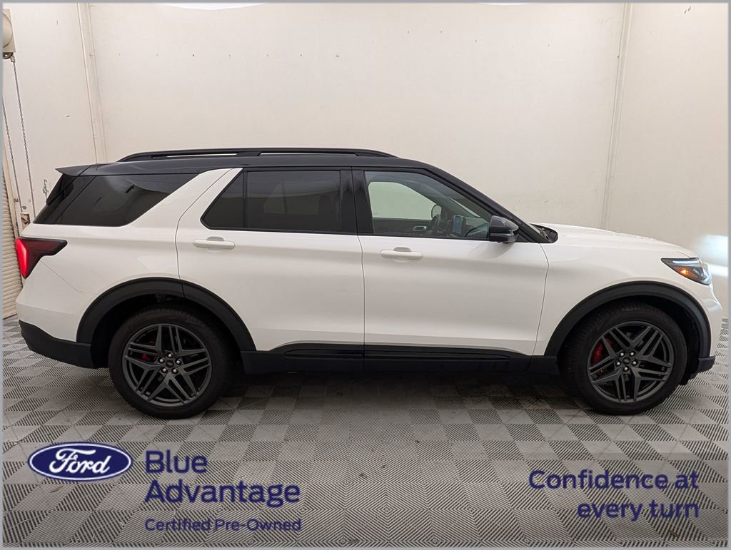 Certified 2025 Ford Explorer ST w/ Sun And Sound Package AWD/4WD video 2