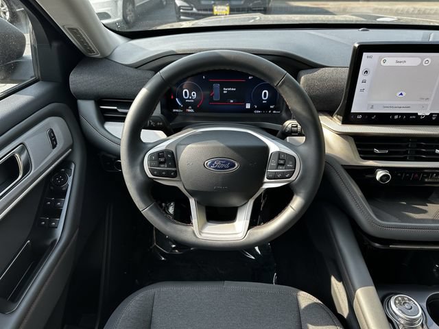 Certified 2025 Ford Explorer Active AWD/4WD image 14