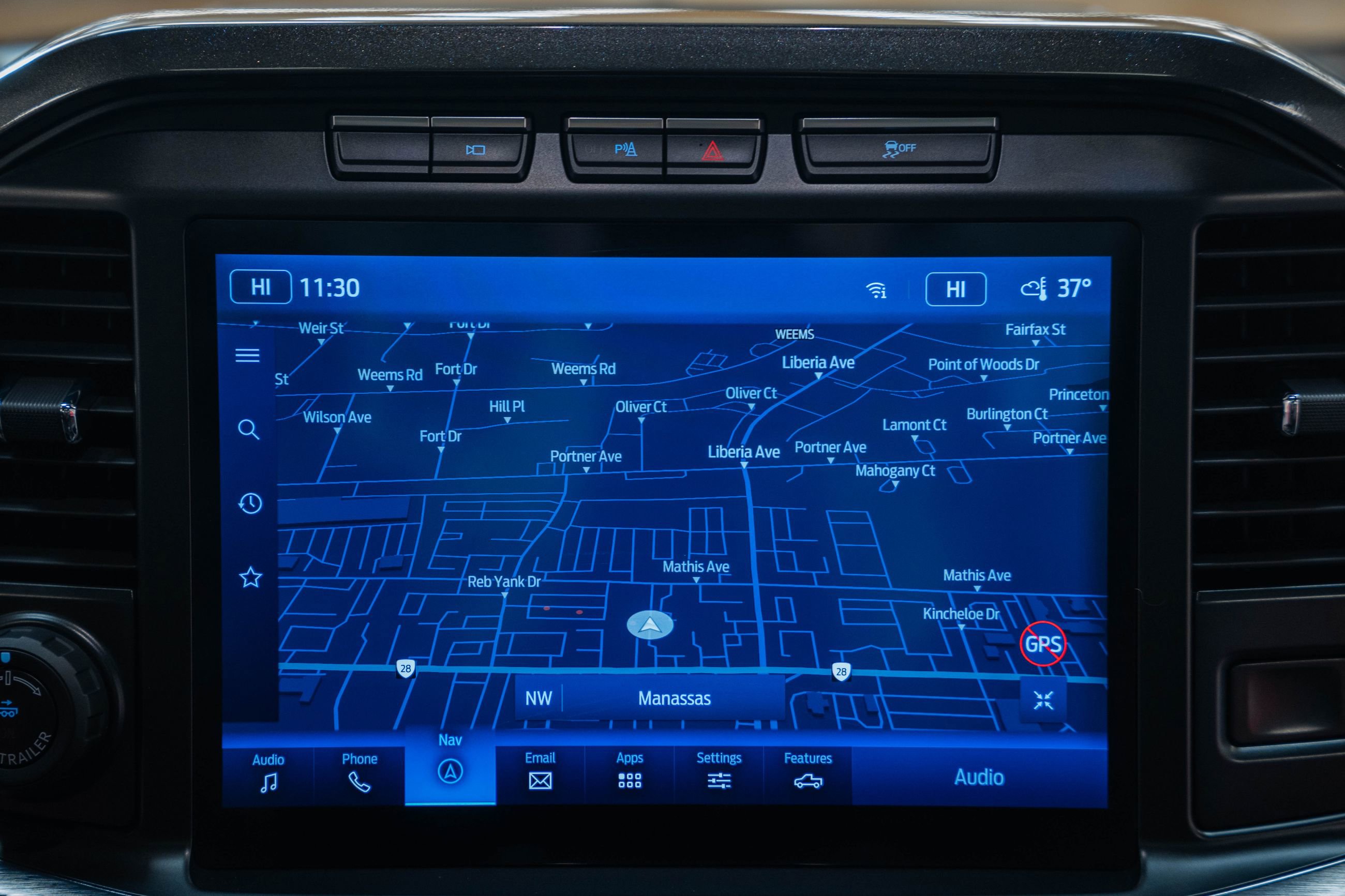 Certified 2022 Ford F150 Lariat w/ Equipment Group 502A High image 29