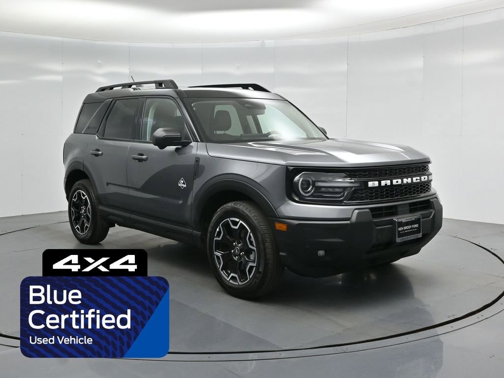 Certified 2025 Ford Bronco Sport Outer Banks w/ Outer Banks Tech Package+ image 1