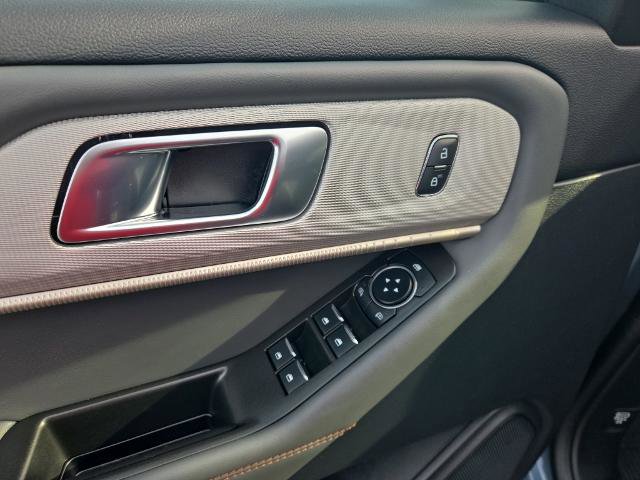 Certified 2025 Ford Explorer Active image 16
