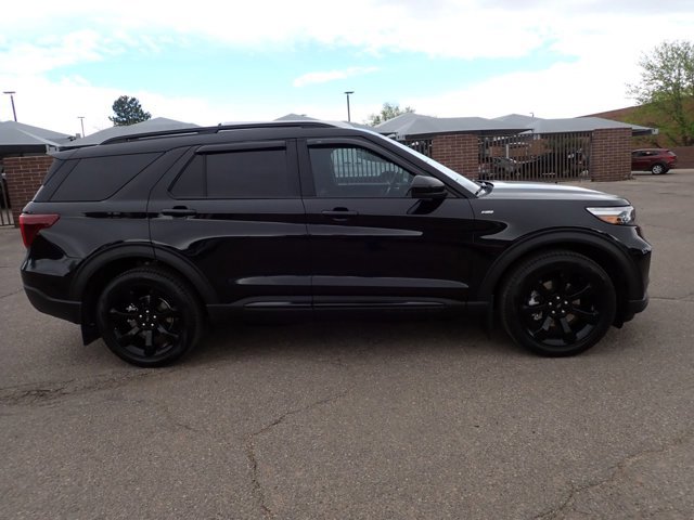 Certified 2023 Ford Explorer ST-Line w/ Class IV Trailer Tow Package image 5