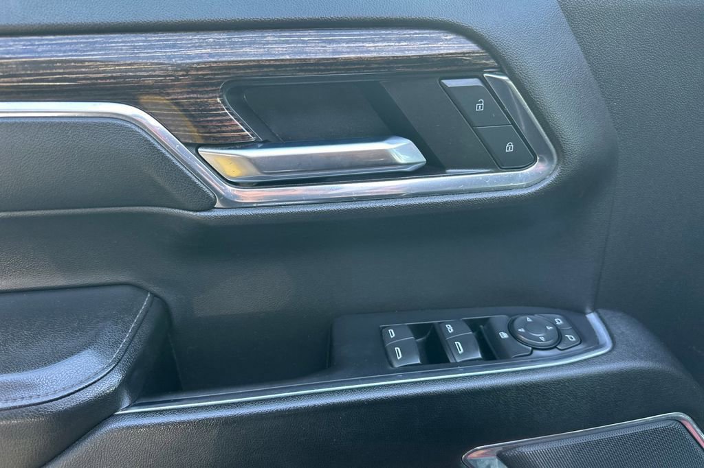 Used 2024 GMC Sierra 1500 Elevation image 13